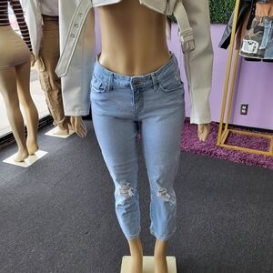 Mid-rise boyfriend denim jeans